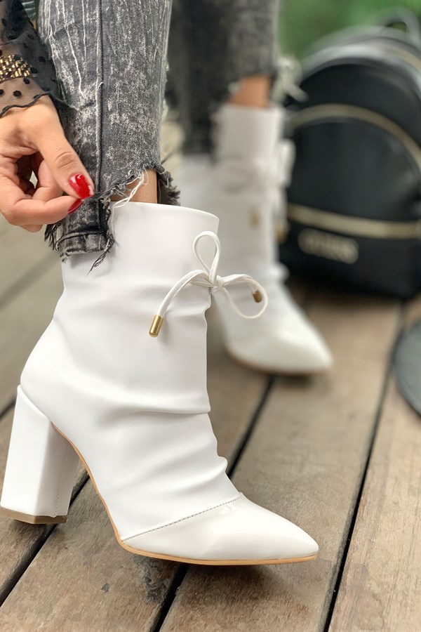 Mola White Leather Boots