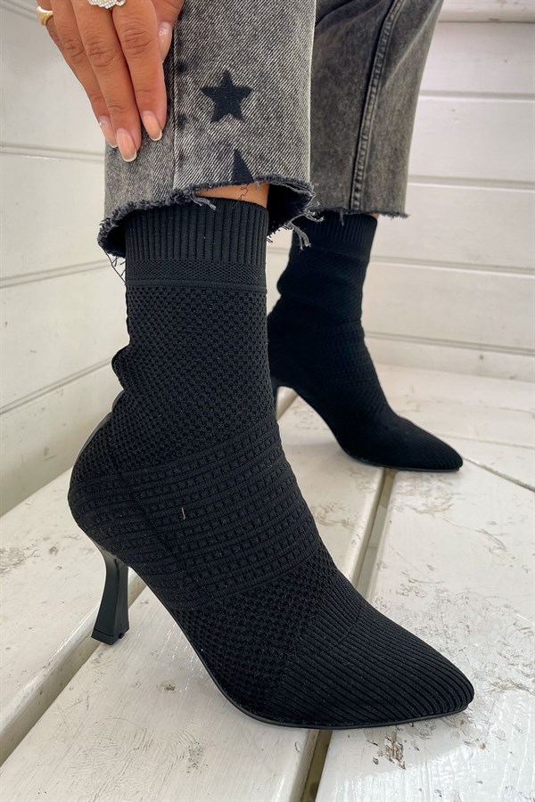 Tortilia Black Knitwear Boots
